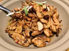 -绿草地·湘菜(7mall店)