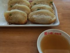 -小姜锅贴(凤凰街店)