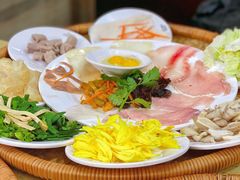 -桥香园云南过桥米线(金马碧鸡店)