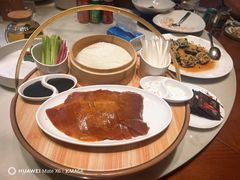 -泓历皇朝酒店(东亭店)