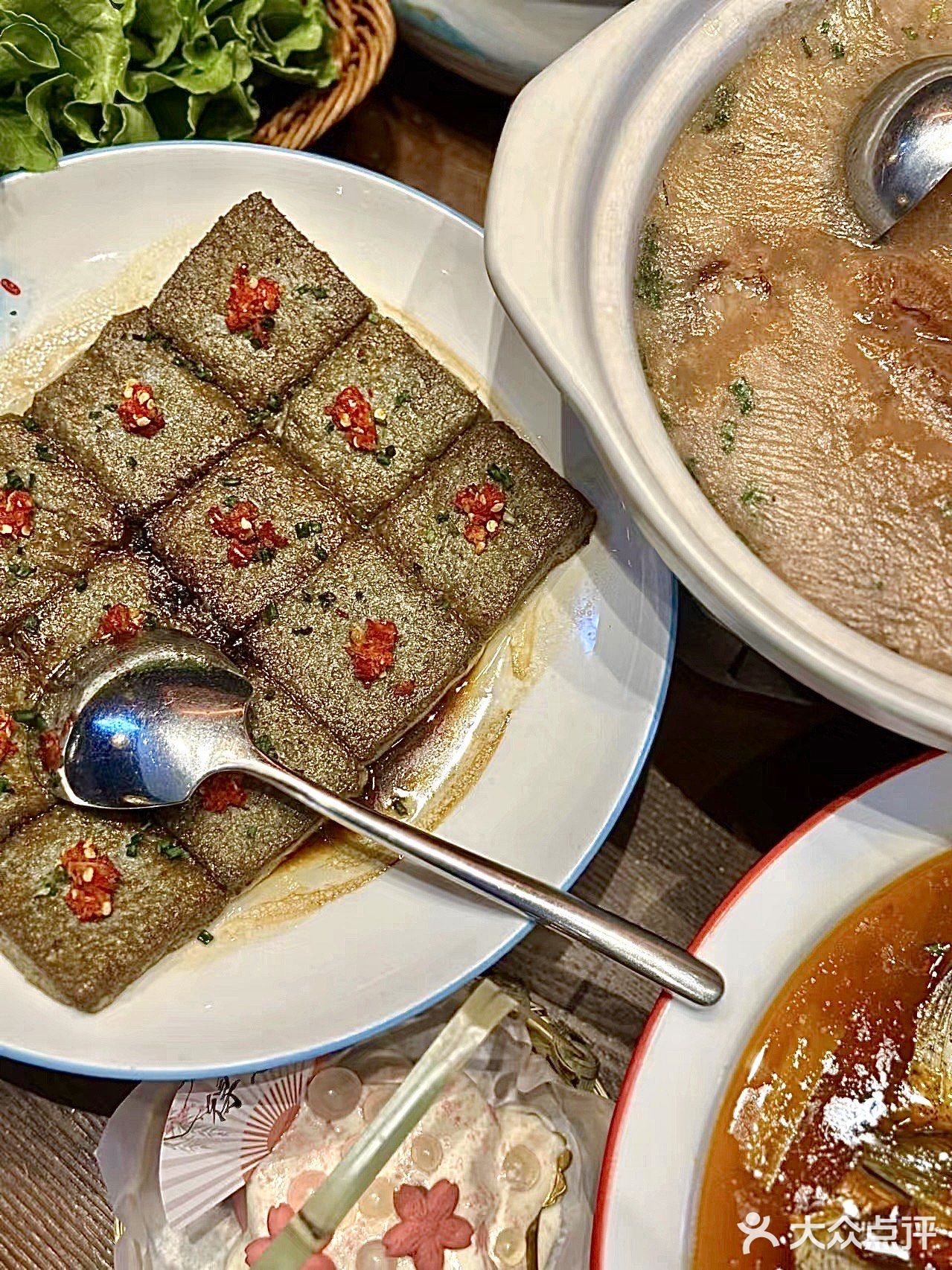 跟着大学生吃,错不了