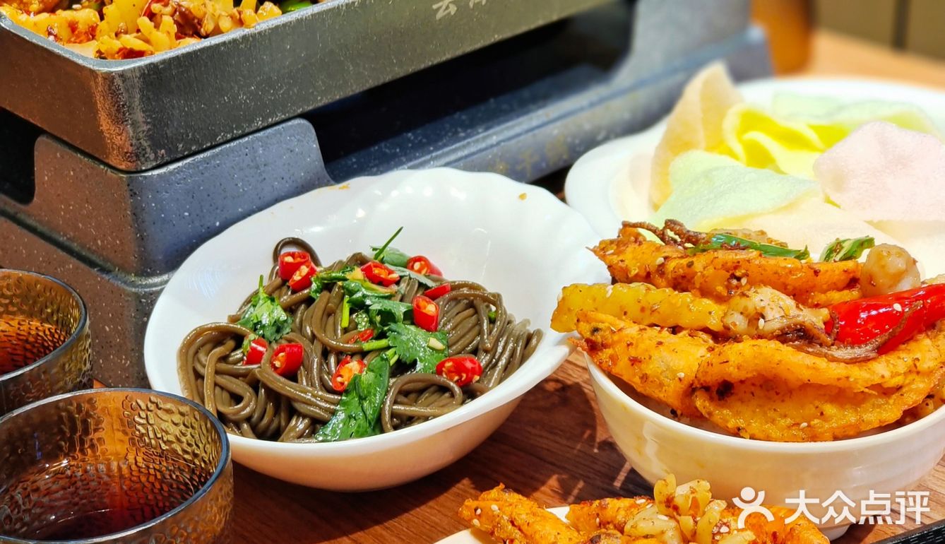 巴掌大的干锅虾好好吃