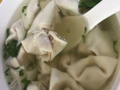-周震馄饨
