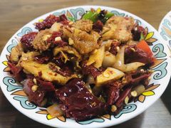 -歹歹的加个面过油肉拌面