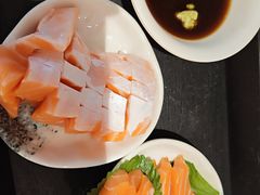 -雍容荟活帝王蟹活龙虾自助(苏宁旗舰店)