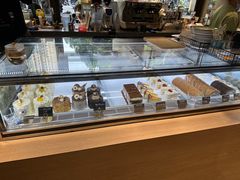 -Dough&Joe团憩(瑞虹天地月亮湾店)