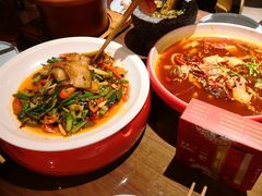 -有红鸡毛店·川菜(建设路店)