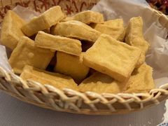 -沿途四季·云南菜·诗酒茶(蓝色港湾店)