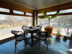 靠窗位-那家山城(樱桃园店)