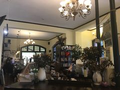 -良友书坊(安徽路店)