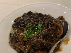 生爆鳝背-梅龙镇酒家(南京西路总店)