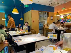 -小鱼小牛(世欧广场店)