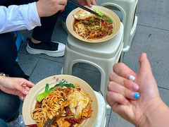 -方铲铲·成都板凳面(滨江银泰店)