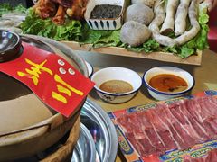 -老楼羊蝎子·铜锅涮肉•20年专注羊肉(惊驾路店)