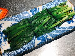 烤韭菜-探鱼·鲜青椒爽麻烤鱼(广州花都来又来店)