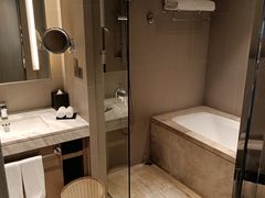 -上海国展宝龙丽筠酒店