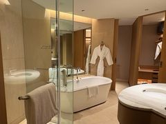-上海佘山世茂艾美酒店