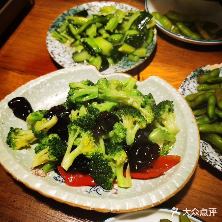 牛尾锅仔：味道普通，牛尾不入味