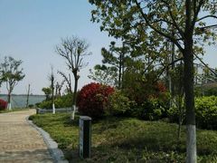 -上海滴水湖皇冠假日酒店