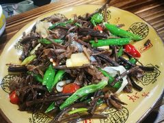 茶树菇-邛崃甜皮鸭川菜馆