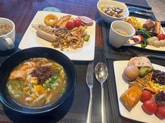 -三亚湾海居雅高铂尔曼度假酒店