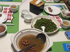 -鑫小城故事·藕汤·家常菜(台北一路总店)