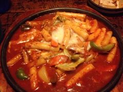 奶酪海鲜炒米条-包装马车·韩国料理·포장마차