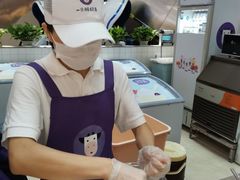-一只酸奶牛(百联南岸上海城店)