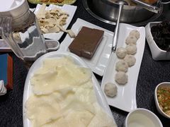 -牛品荟牛肉火锅(新城广场店)