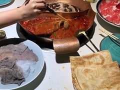 -墨居上隐·院子里火锅(峨眉店)