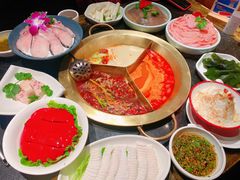 -周师兄大刀腰片火锅(洪崖洞旗舰店)