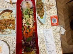 -小董哥烤串·爆汁大油边(故宫店)