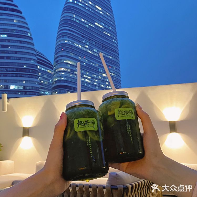 北京美食探店｜看望京soho夜景🌃吃小龙虾🦞
