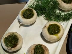 蒜蓉罗勒白蘑菇-义气烤肉餐吧(大族广场店)