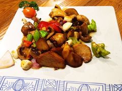 -云海肴·汽锅鸡·云南菜(天津国金汇店)