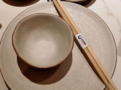 餐具摆设-缘·金家烤鳗鱼(西塔总店)