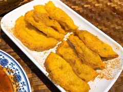 -爆炸头阿姨小四川正宗川味小吃(无任何分店)