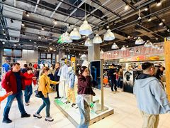 -王府井奥莱棋盘山小镇