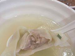 刀鱼馄饨-老半斋(福州路店)