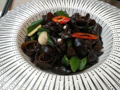 秋葵拌木耳-尚一汤·粤菜海鲜(环球港店)