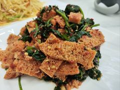 -吾买尔花卷鸡家常菜