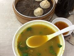 -珊珊小笼馆(仙霞路店)