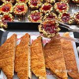 海口龙湖天街！排队也要吃的。。。