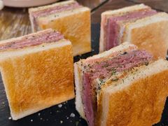 纯血黑安格斯谷饲牛西冷三明治-salée