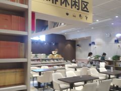 -钟书阁(群光广场店)