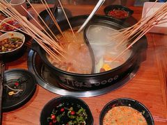 -串门邻居串串火锅(云南南路店)