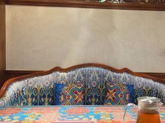 -乡村馕坑肉·烧烤·新疆菜·本地人更爱吃(阿勒泰首店)