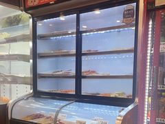 -哈尔滨小酒馆·鲜肉现穿自助烧烤(康新花园店)