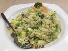 菠萝牛肉炒饭-佰搭果·广式茶餐厅(西华路店)