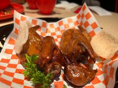 秘制脆皮乳鸽-避风塘(宝山万达店)